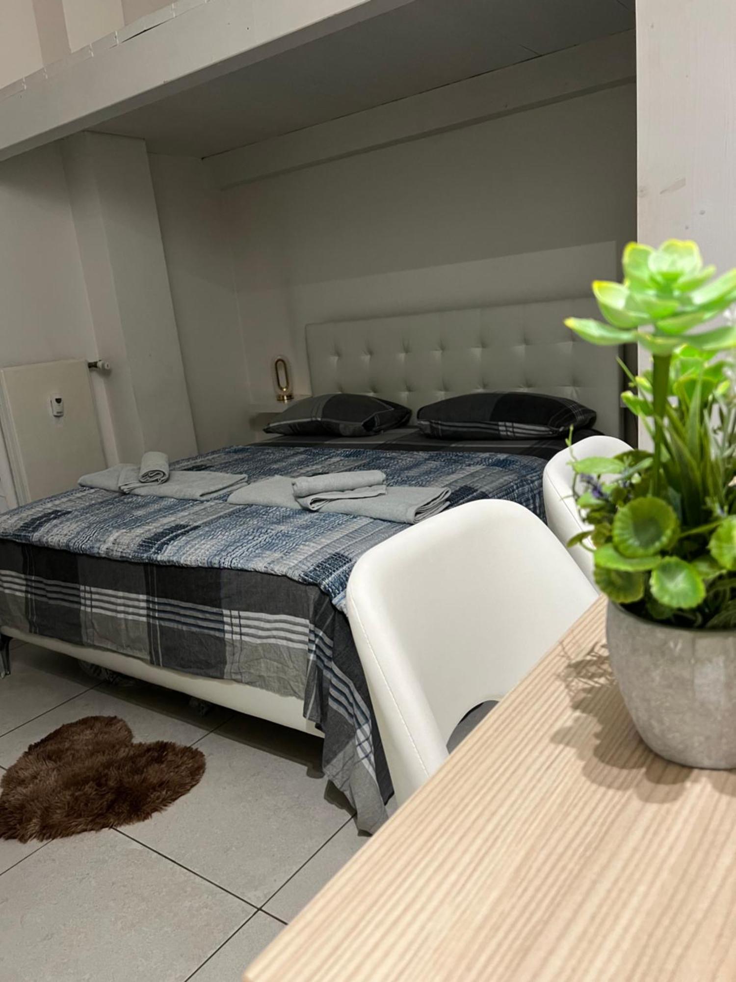 Tiny & Cosy Studio Flat In Como Luaran gambar